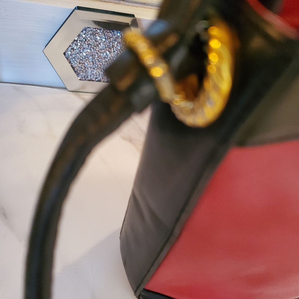 Balenciaga Red With Black Handbag ,vintage. - Picture 4 of 13